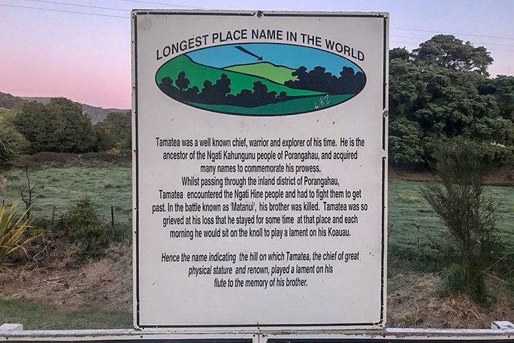 Taumata-whakatangihanga-kōauau-o-Tamatea-turi-pūkaka-piki-maunga-horo-nuku-pōkai-whenua-ki-tana-tahu​​​​​​​